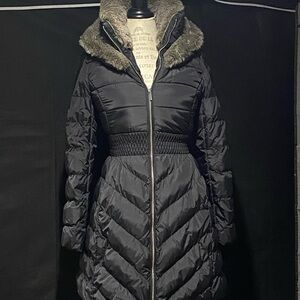 Karen Millen Black Puffer Jacket with Faux Fur Collar